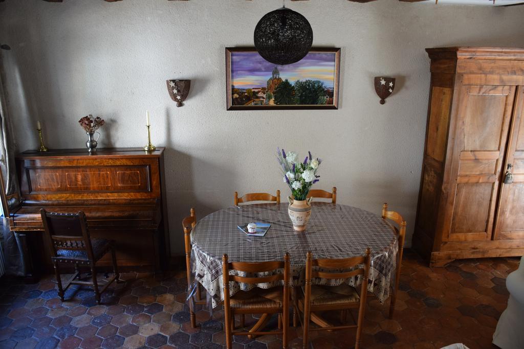 Les Volets Bleus Villa Provins Kültér fotó